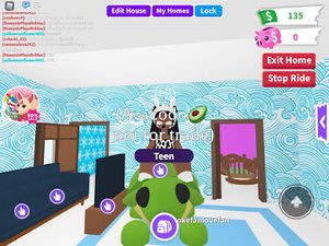 Meet your Posher, Queen